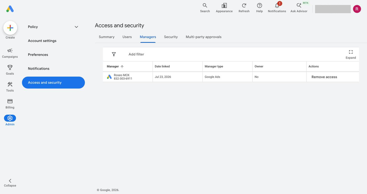 Google Ads, Administracja, Dostęp i bezpieczeństwo, karta Menedżerowie z połączonym kontem menedżera i opcją usunięcia dostępu